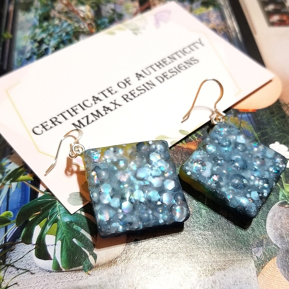 RAINDROP EFFECT MzMax Resin Designs Earrings - Picture 5 of 8